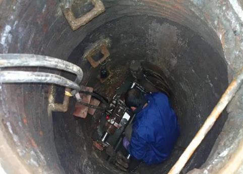 保定易县抽化粪池公司为您分享下管道非开挖修复技术的工艺流程和操作规范